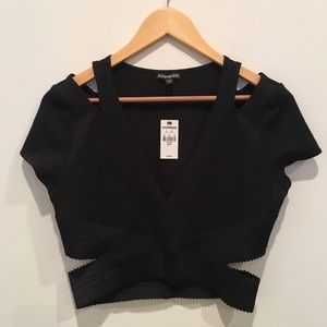 Express crop cut out top